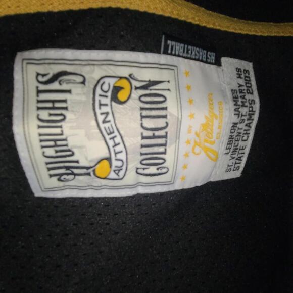 LeBron James St. Vincent-St. Mary High School Basketball Jersey - Size XL - Picture 6 of 6